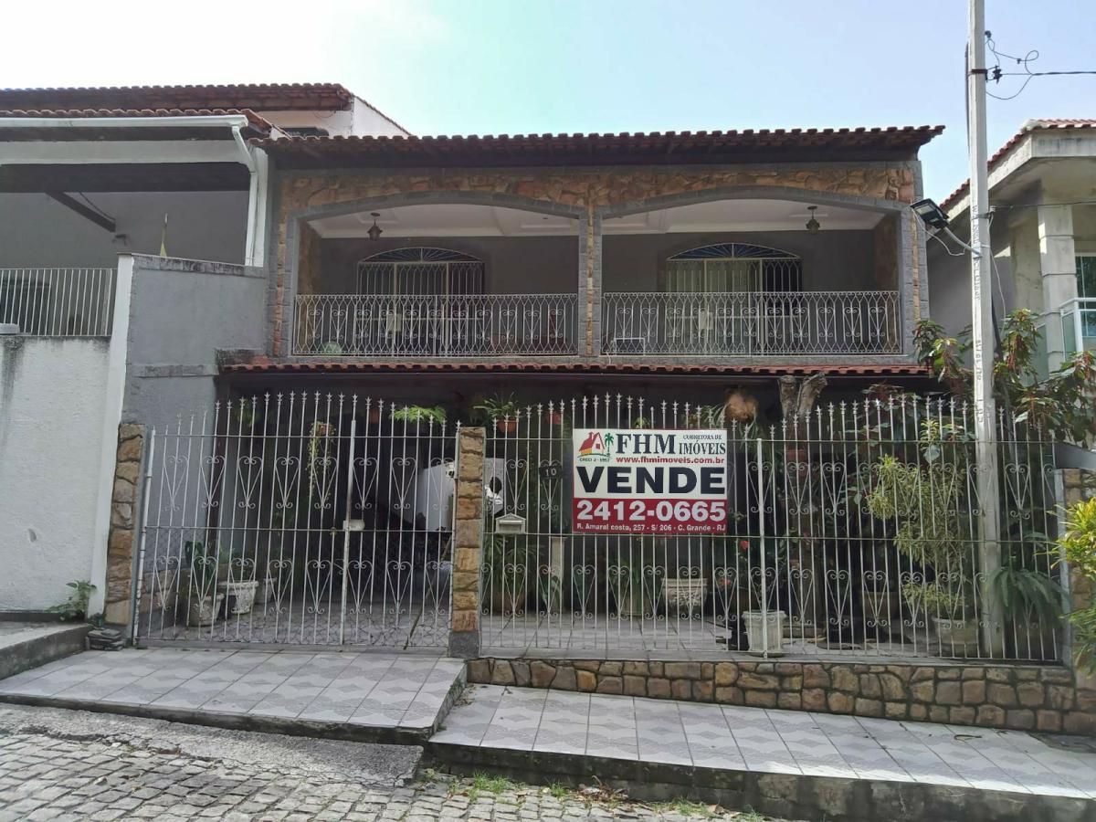 Casas à venda em Bancários, Rio de Janeiro - RJ